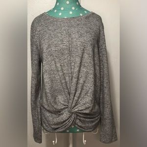 Cable & Gauge Gray Front Knot Sweater Size L